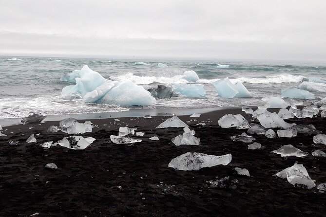 Glacier Lagoon and Diamond Beach Private Tour From Reykjavik