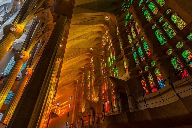 Golden Hour Sagrada Familia & Sunset Park Güell