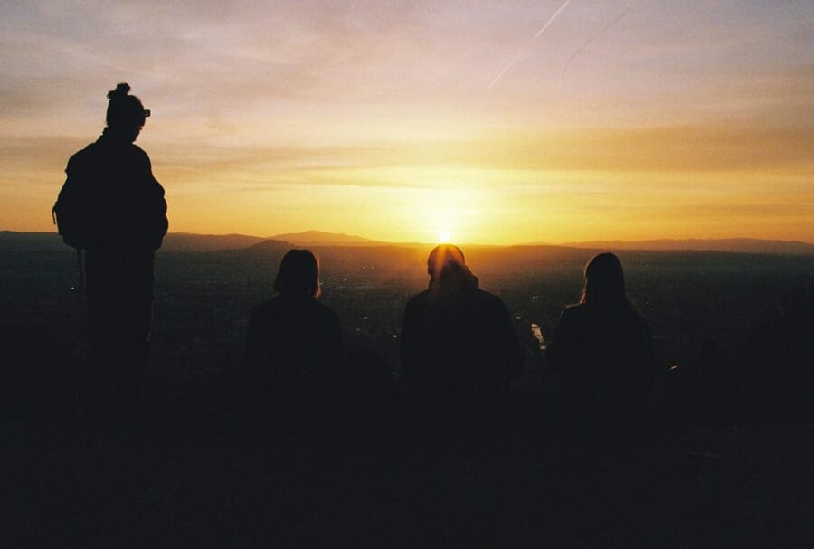 Granada: Albaicín and Sacromonte Sunset Tour & Flamenco Show