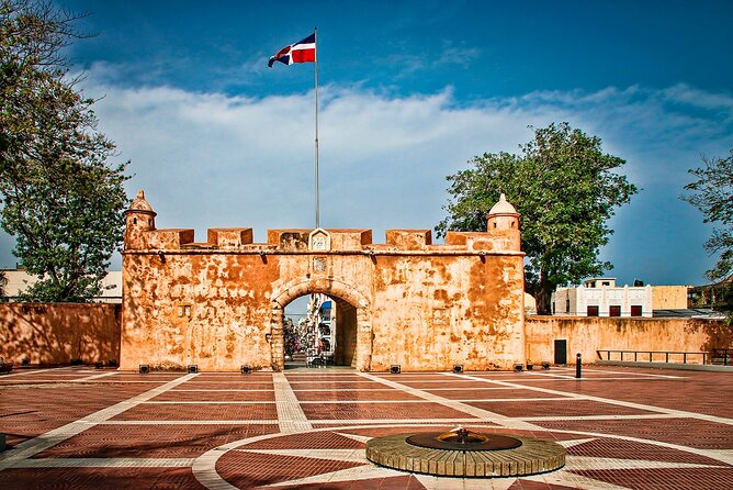 Guided Full-Day Santo Domingo Tour With Pickup From Punta Cana - Pickup and Transportation Details