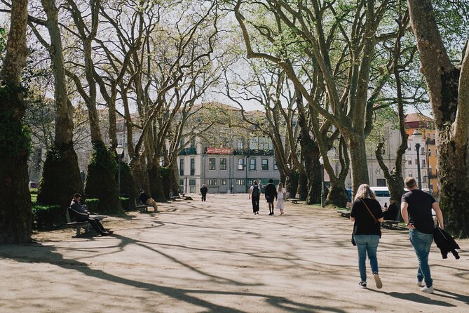 Guided Tour & Photo Experience in Portugal