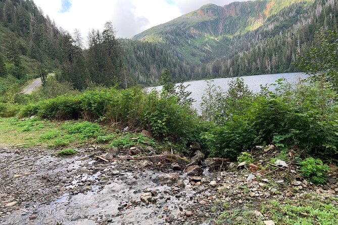 Half-Day Private Hike to Pristine Mountain Lakes off the Beaten Path
