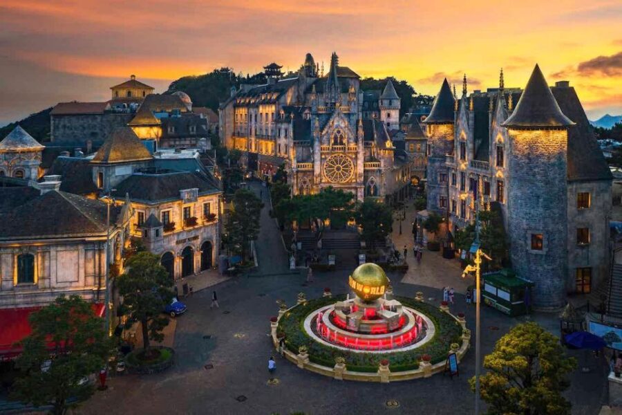 Hoi An: Golden Hand Bridge – BaNa Hills Small Group Tour