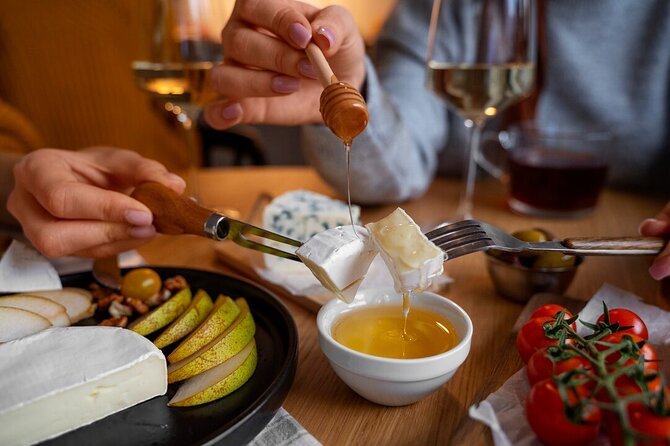Honey Flight & Bites: The Best Honey Tasting in Hawaii - Experience Overview