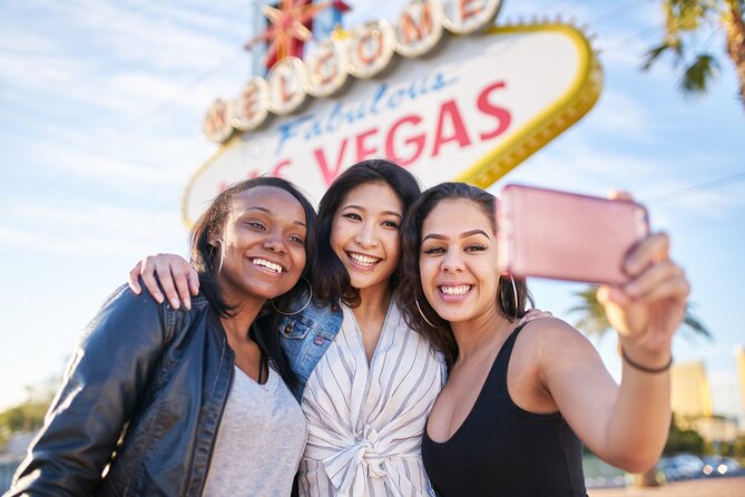 Hoover Dam and Seven Magic Mountains Day Tour by Limo Bus