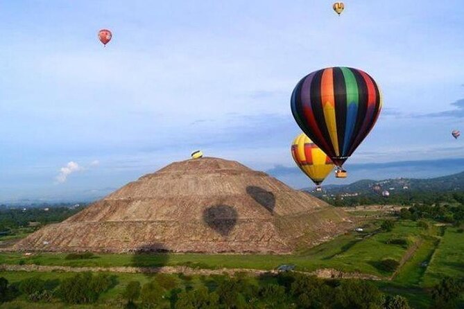 Hot Air Balloon Ride Over Teotihuacan