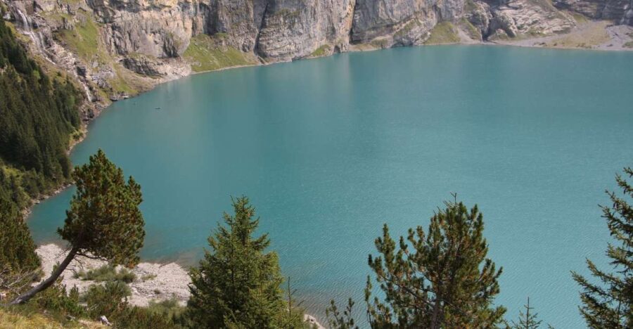 Interlaken: Private Hiking Tour Oeschinen Lake & Blue Lake