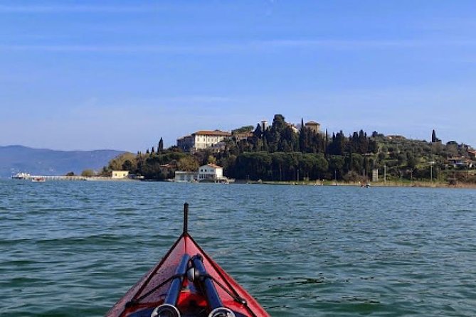Kayak Ride on Lake Trasimeno With Lunch & Castiglione Del Lago