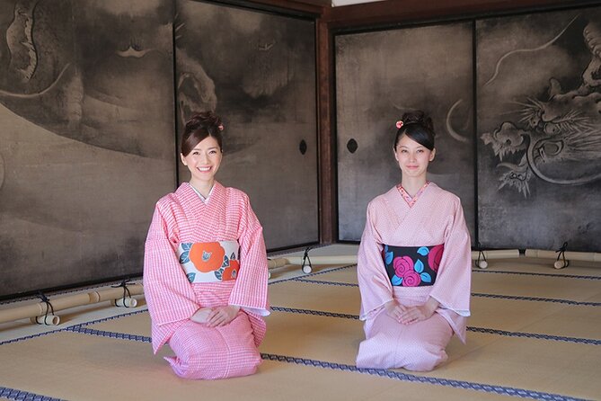 [Kyoto, Kiyomizu-Dera Temple] 3-Minute Walk to Kimono Plan