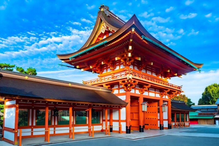 Kyoto/Osaka: Fushimi Inari, Arashiyama and Nara Bus Tour