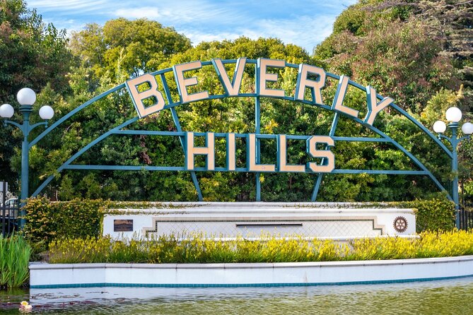 LA's Iconic Gems: Half-Day Star-Studded Adventure - Unveiling Hollywoods Glitz and Glamour