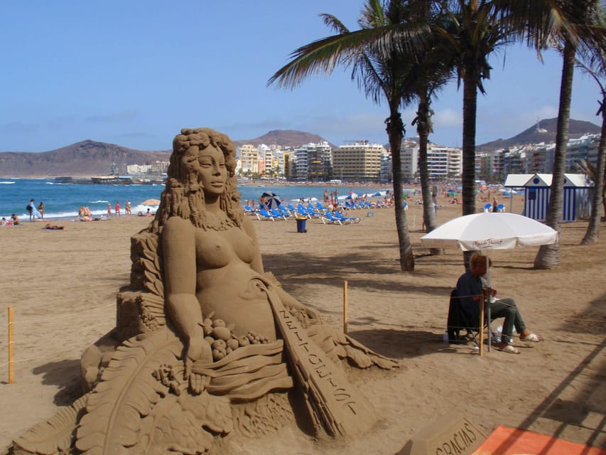 Las Palmas: City, Harbor, and Beach Walking Tour