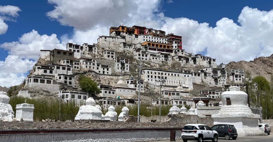Leh: 4-Day Tour to Leh Ladakh Pangong Lake and Monasteries