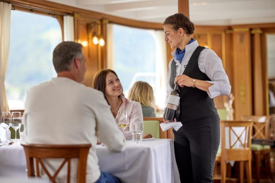 Lucerne: Legends of Lake Lucerne – Steamboat Experience