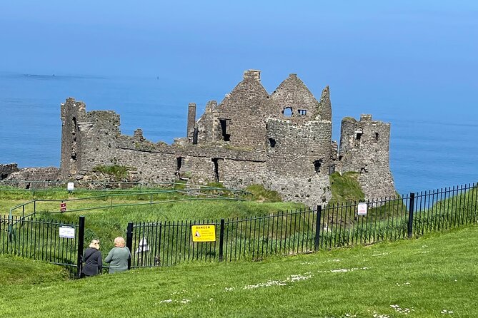 Luxury Tour of Giants Causeway From Belfast - Tour Overview