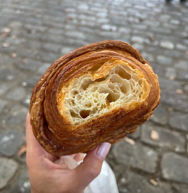 Lyon: Ultimate Bakeries, Chocolate and Pastries Food Tour