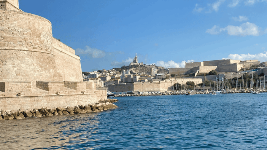 Marseille and Aix-En-Provence: Culture, History and Art of Living