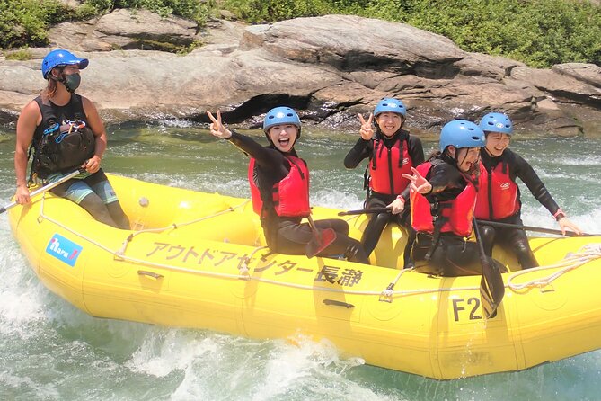 Meet at 10:00am on Site – Half-Day Rafting Tour (3 Hours)