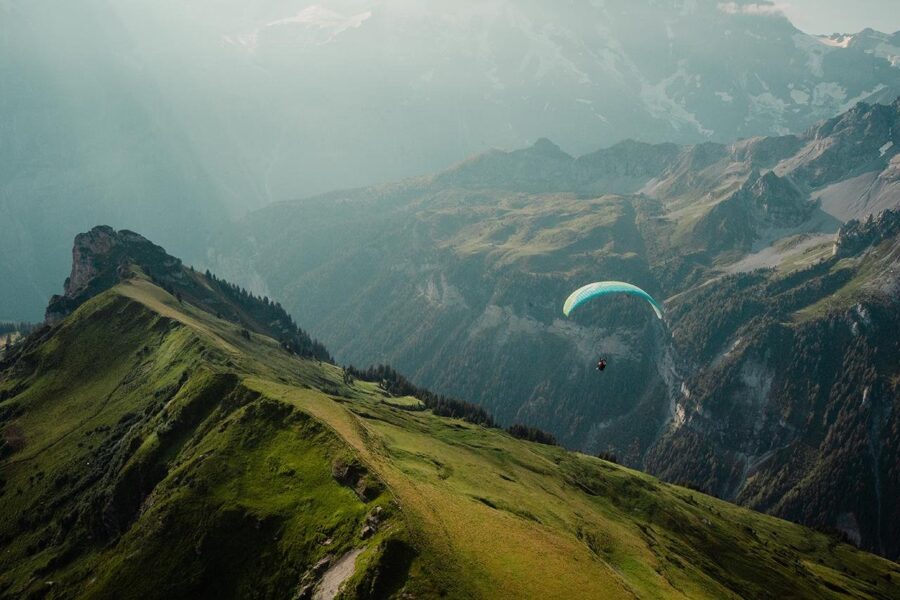 Mürren: Paragliding Panorama Tandem Flight Full Experience