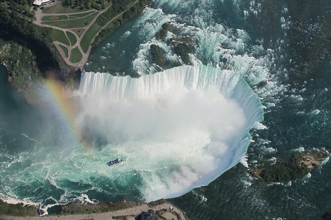 Niagara Falls Day Trip by Air From New York City | Power Traveller
