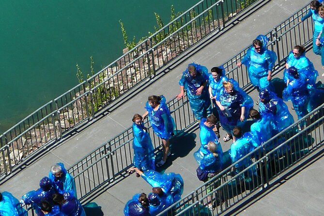 Niagara Falls Day Trip by Air Including Maid of the Mist