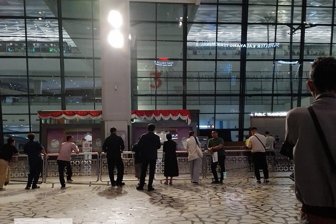 One Way Private Transfer Airport to Jakarta City - Service Overview