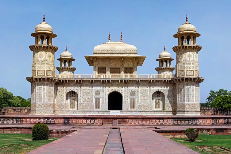 Overnight Agra With Kalakriti Show (Mohabbat E Taj Show)