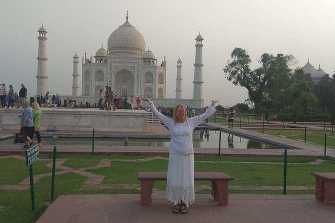 Overnight Agra With Taj Mahal Visit and Drop at Delhi Airport Next Day