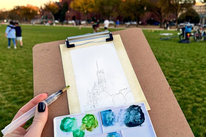 Painting Lesson on the Mall Lawn in DC