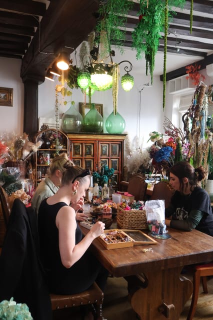 Paris: Floral Scented Candle Making Worskshop