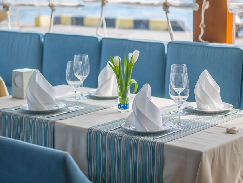 Paris: Gourmet 3-Course Dinner Cruise With French Wine