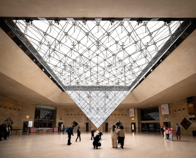 Paris: Louvre Museum Guided Tour With Wine & Cheese Tasting