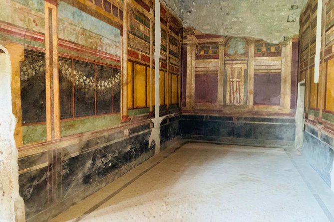 Pompeii & Vesuvius Entrance Fees Included – Daily From Sorrento