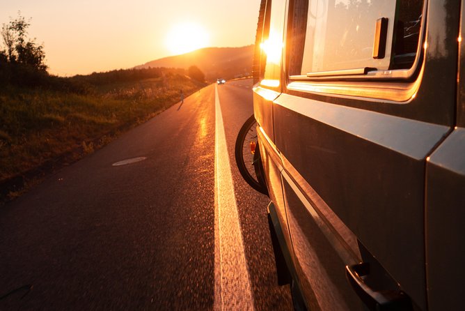 Private Arrival Transfer to Manhattan Hotel - Vehicle and Accessibility