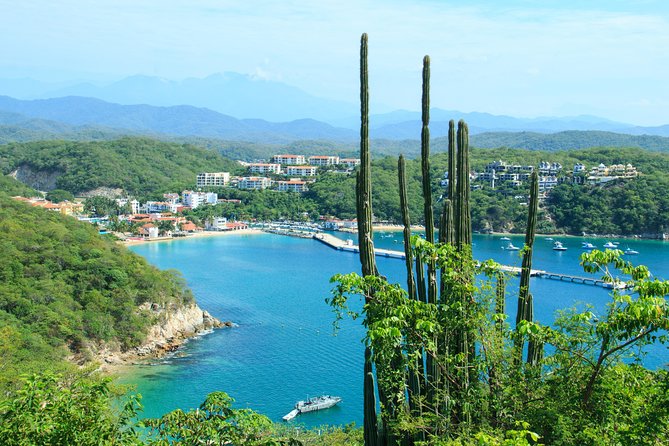 Private City Sightseeing & Shopping Tour With Mezcal Tasting