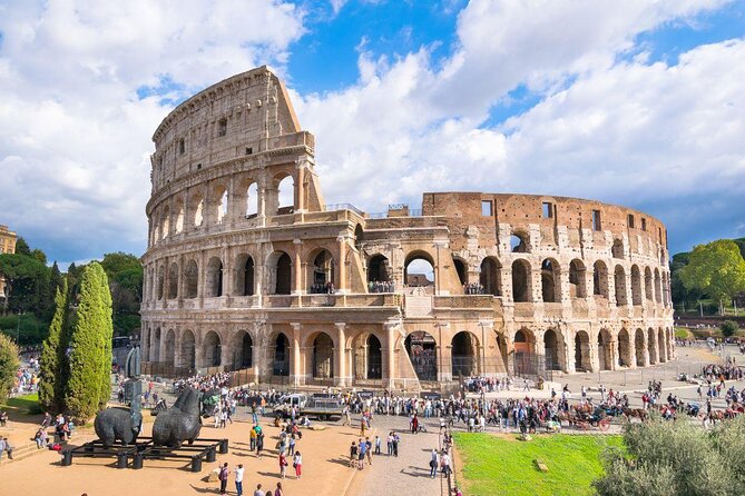 Private Colosseum Tour in Roman Forum and Palatine Hill
