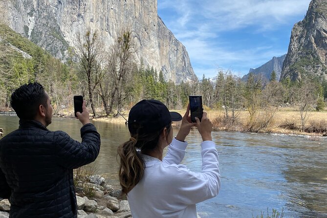 Private Family Photo Day in Yosemite