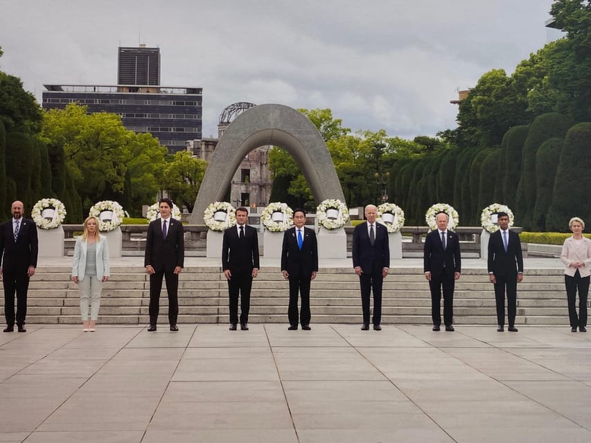 Private Hiroshima and Miyajima Tour With Licensed Guide