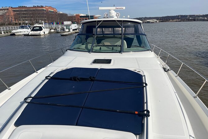 Private Luxury Charter on Potomac River