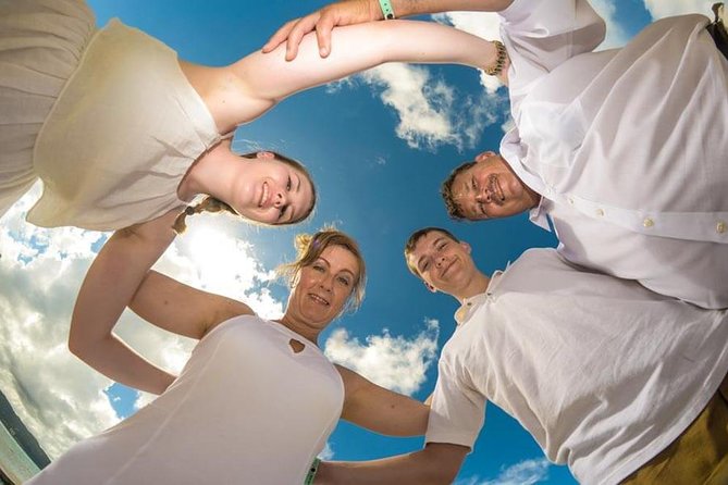 Private Photo Session With a Local Photographer in Ocho Rios - Pricing and Guarantee