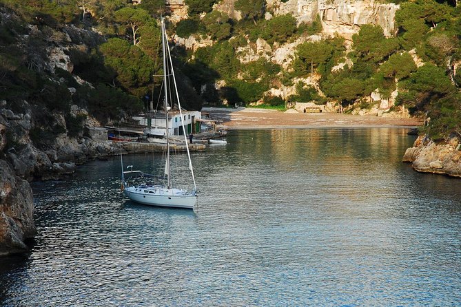Private Sailing Through The Bay of Palma