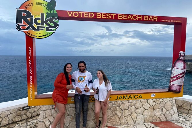 Private Tour From Montego Bay to Negril Beach & Rick’S Cafe