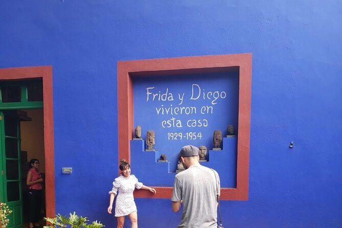 Private Tour: Xochimilco, Coyoacan and Frida Kahlo Museum.