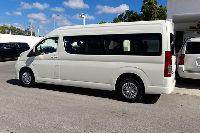 Private Transfer From Cancun Airport to Cancun Hotels