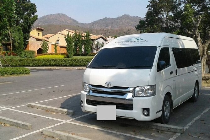 Private Transfer From George Town Port to George Town or 7-Mile