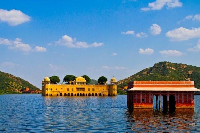 Private Transfer From Jaipur To Delhi