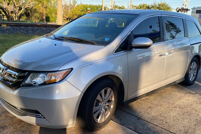 Private Transfer From San Diego Port to San Diego City Hotels - Service Overview