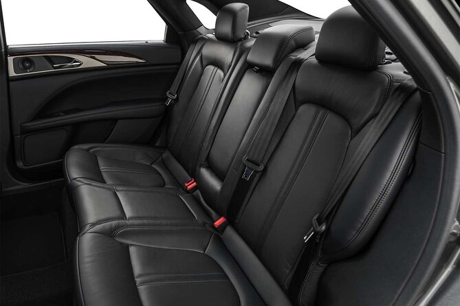 Private Transfer HOUston Airport HOU - IAH to HOUston City by Car - Included Services