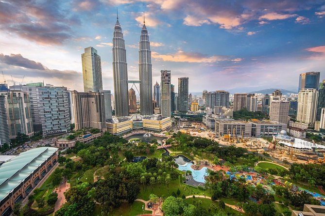 Private Transfer : Sultan Abdul Aziz Shah Airport (Subang) to Kuala Lumpur Hotel