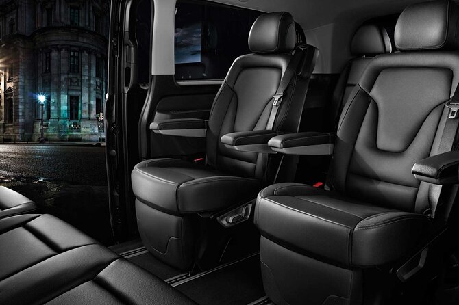 Private Transport in Luxury Mpv/Suv 5pax Keflavik Airport-Rkv - Service Overview
